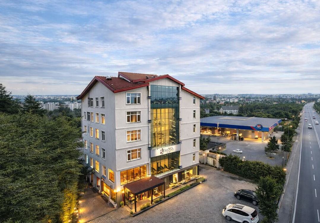 Batra Hotel