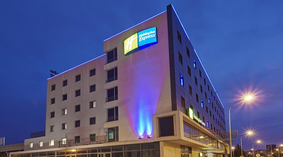 Holiday Inn Express Lisbon - Alfragide by IHG, Carnaxide
